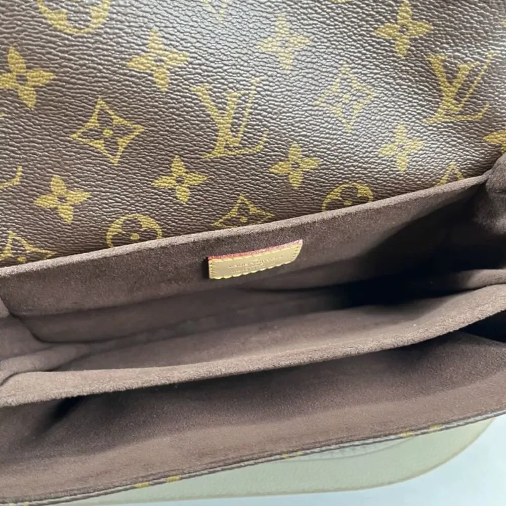 Louis Vuitton Women Pre-Loved Bag Very Good Condition